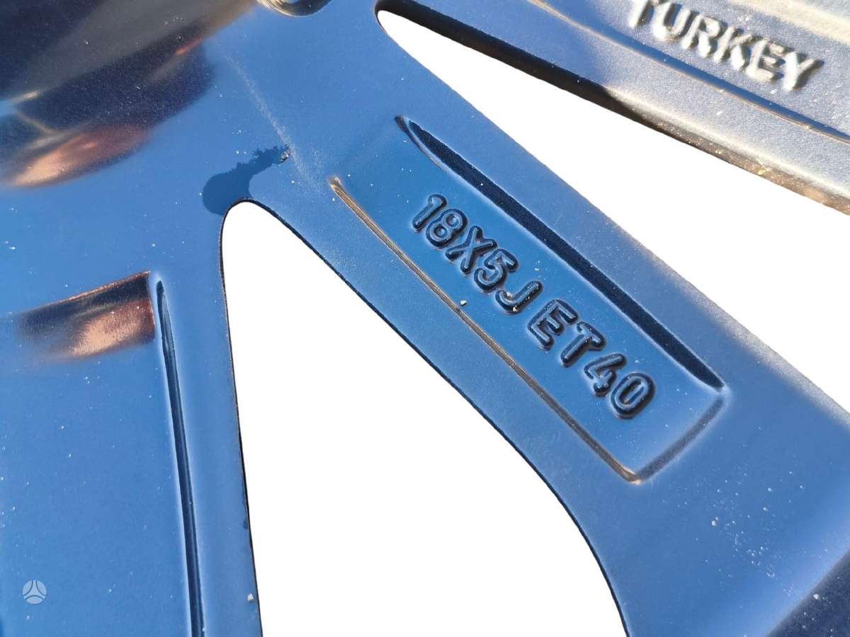 Toyota, lengvojo lydinio, R18