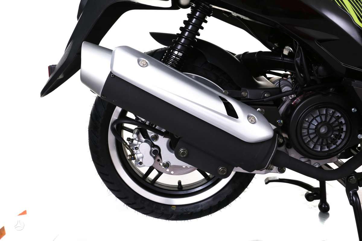 Barton Falcon 50cc, scooters / mopeds