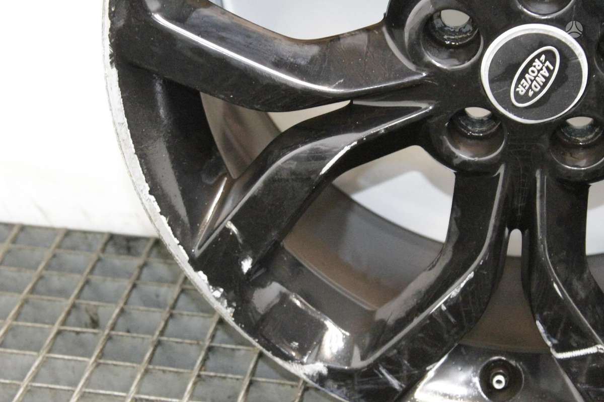 Land Rover, lengvojo lydinio, R19