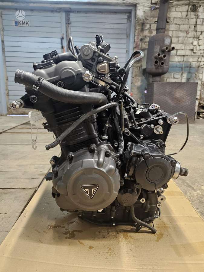 Triumph Tiger, touring / sport touring
