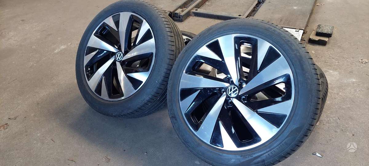 Volkswagen, vieglmetāla, R20