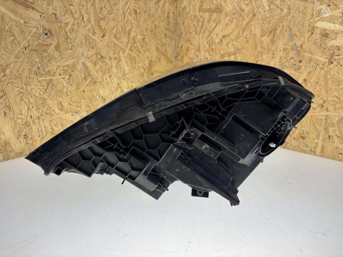 BMW 3 serija, 9481707, Cen24796