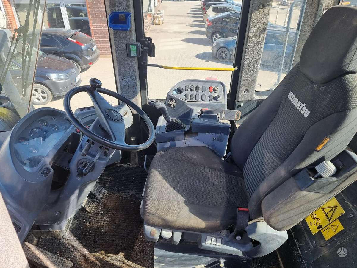 Komatsu WA 480-6, frontal loader