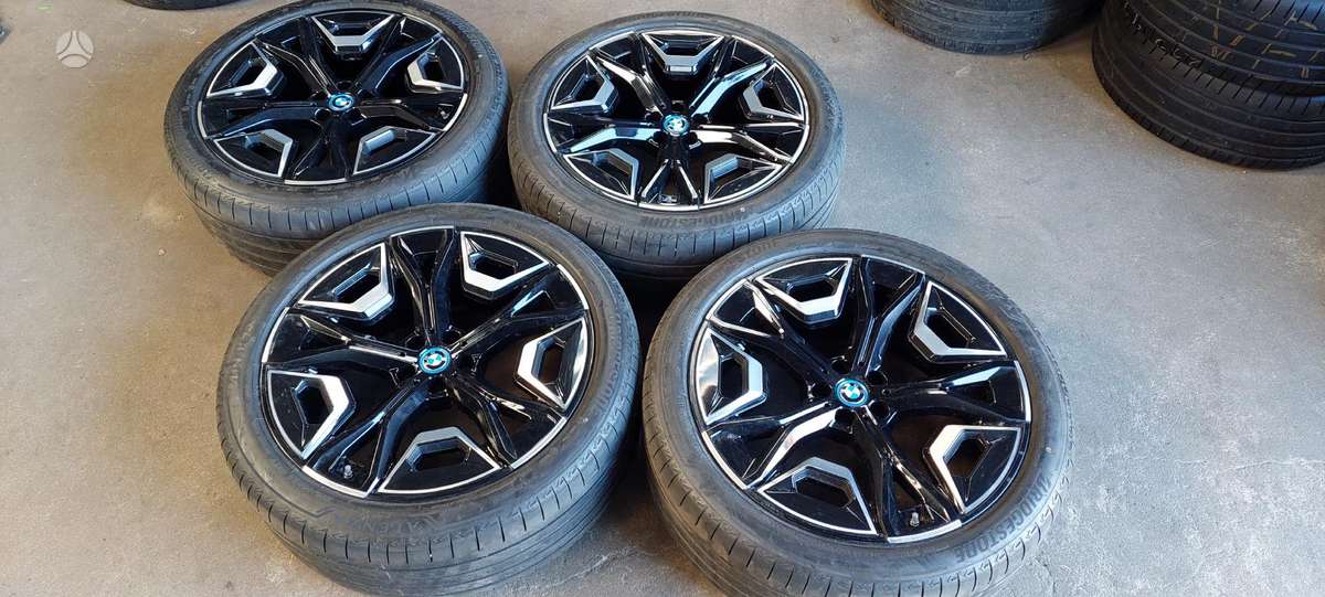 BMW, lengvojo lydinio, R22