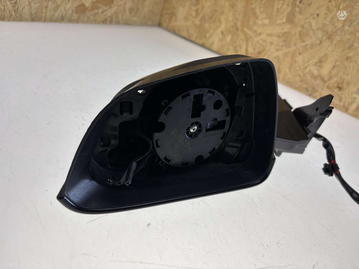 Tesla Model 3 Cen24837