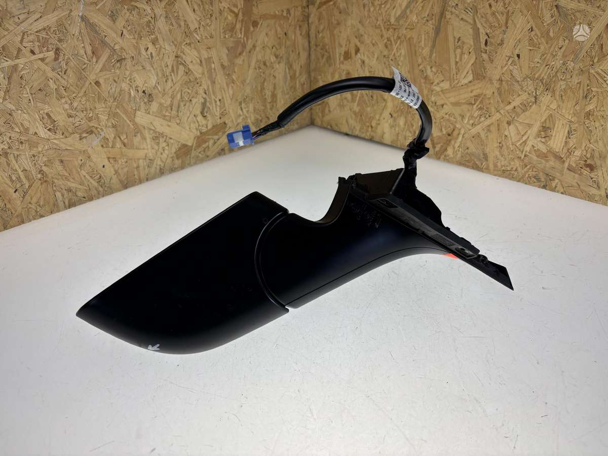 Tesla Model 3 Cen24837