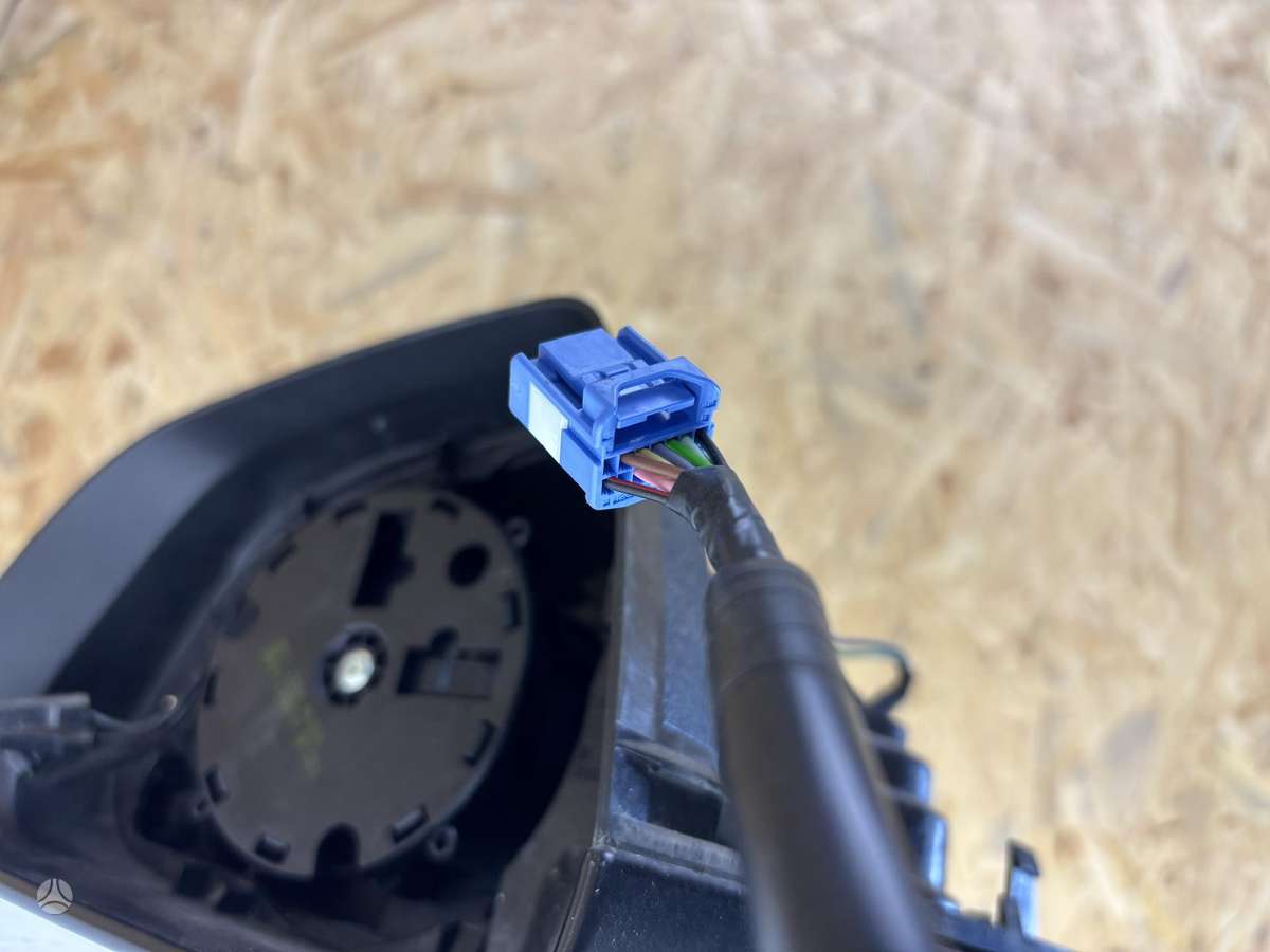 Tesla Model 3 Cen24837