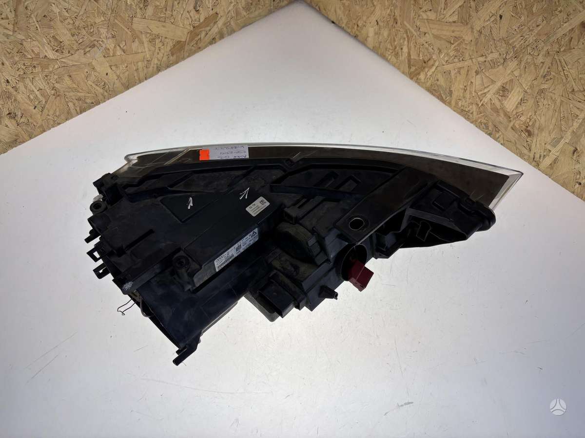 Audi Q3, 8U0941005, Cen25130