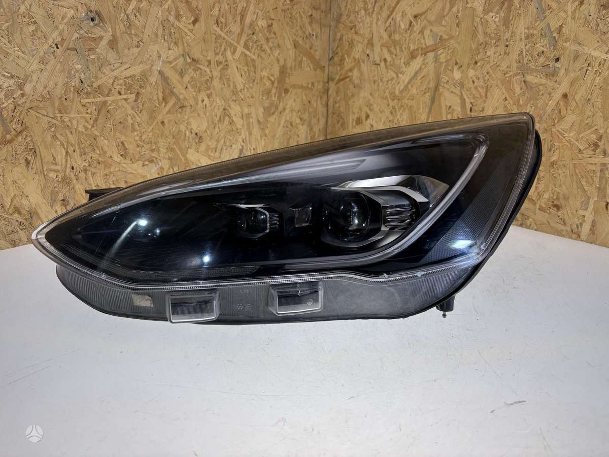 Ford Focus Cen25143