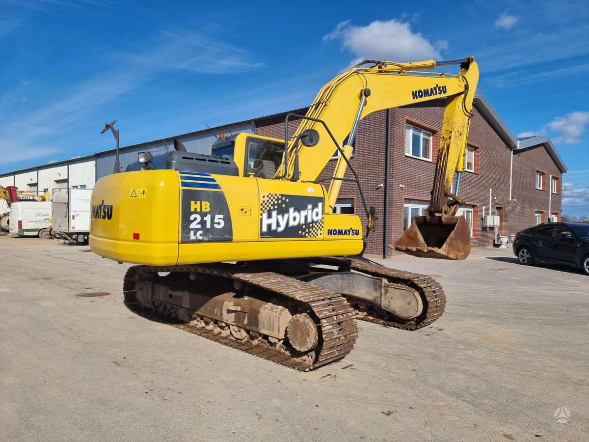 Komatsu HB 215 LC-1 Hybrid, ekskavatoriai