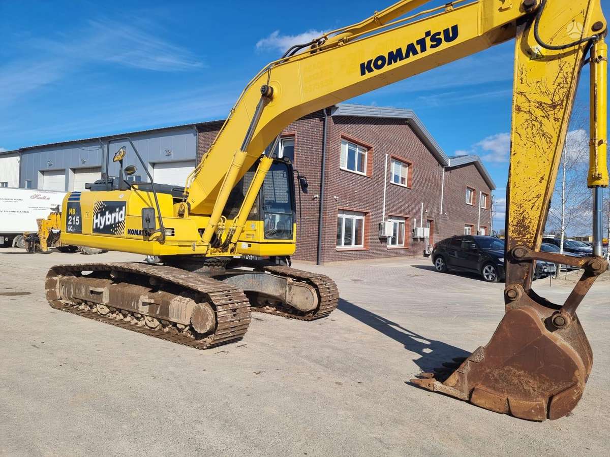 Komatsu HB 215 LC-1 Hybrid, ekskavatoriai