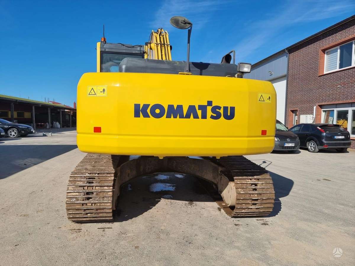 Komatsu HB 215 LC-1 Hybrid, ekskavatoriai
