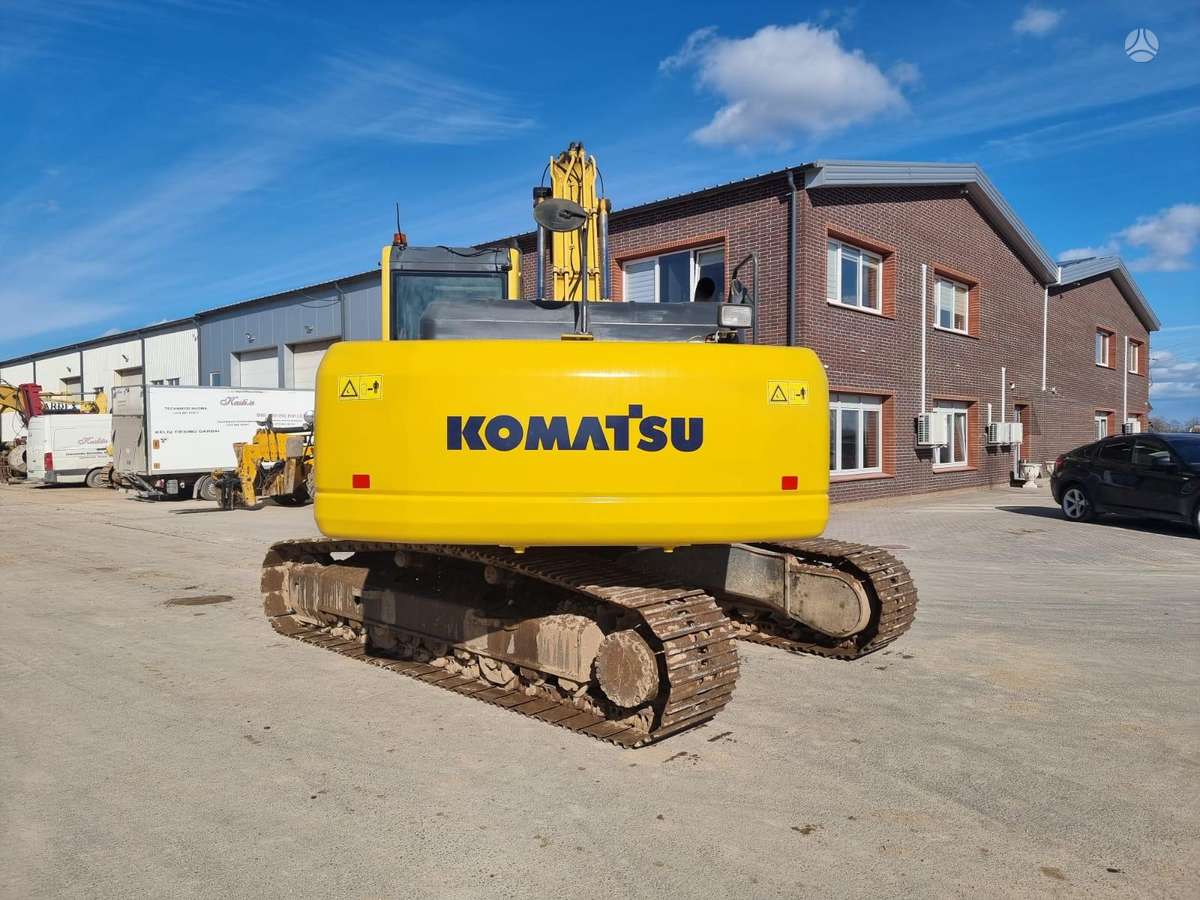 Komatsu HB 215 LC-1 Hybrid, ekskavatoriai