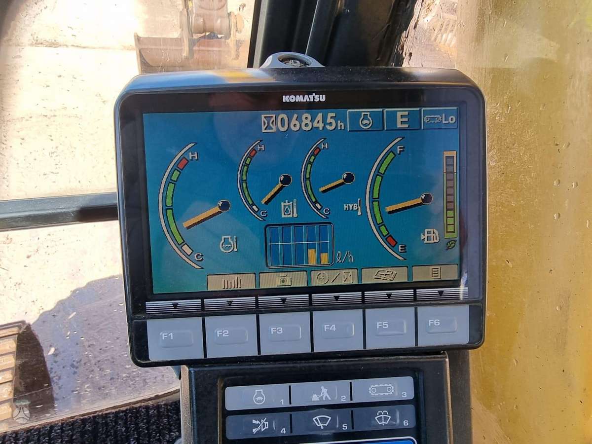Komatsu HB 215 LC-1 Hybrid, экскаваторы