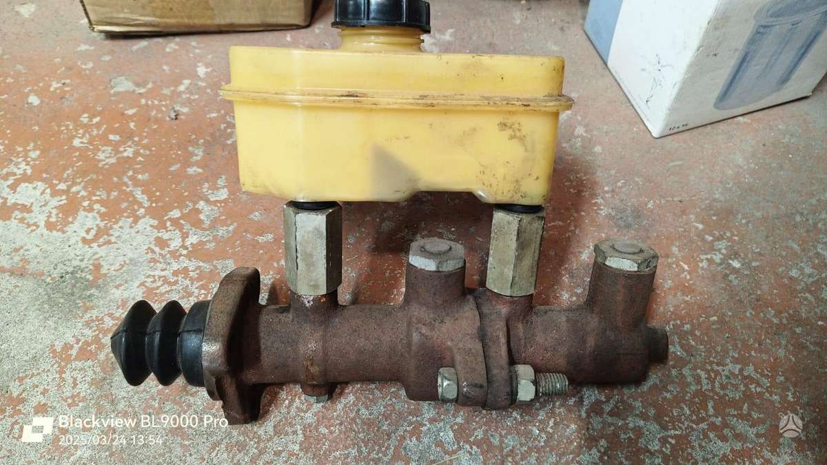 GAZ 53 engine cooling parts