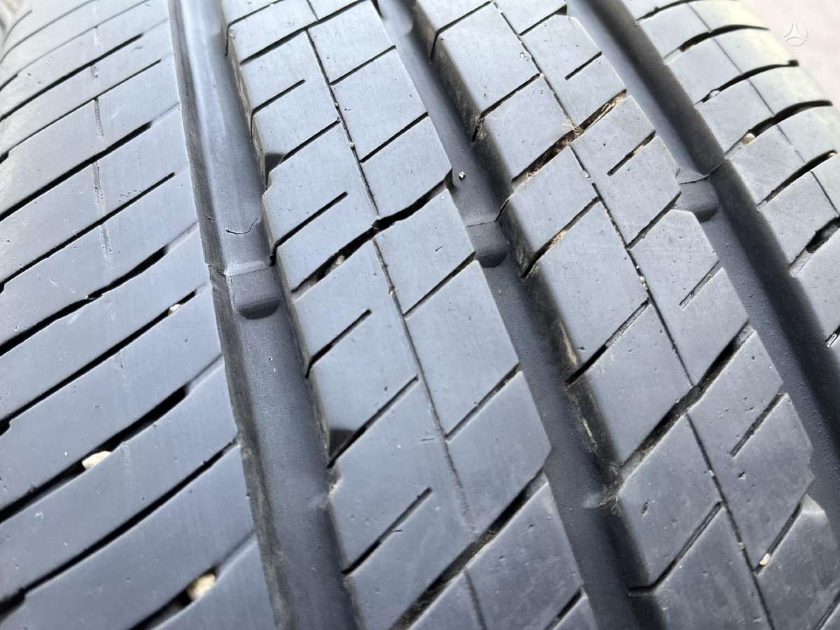 Continental Vanco2 8mm, summer 215/65 R16
