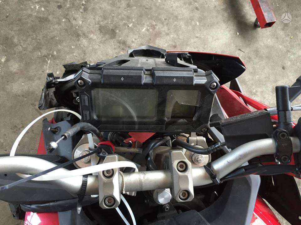 Yamaha MT, touring / sport touring