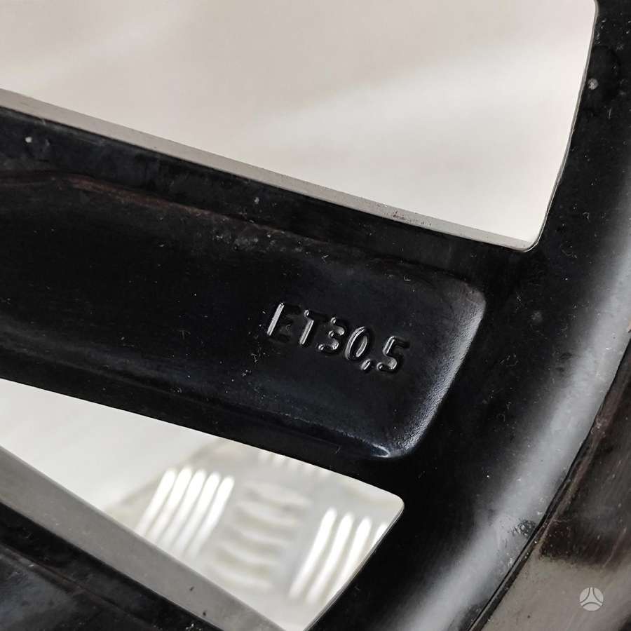 Mercedes-Benz EQS, light alloy, R19