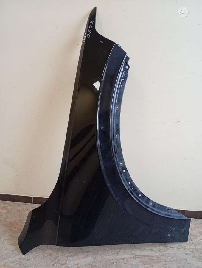 Volvo XC90 bumpers, fenders