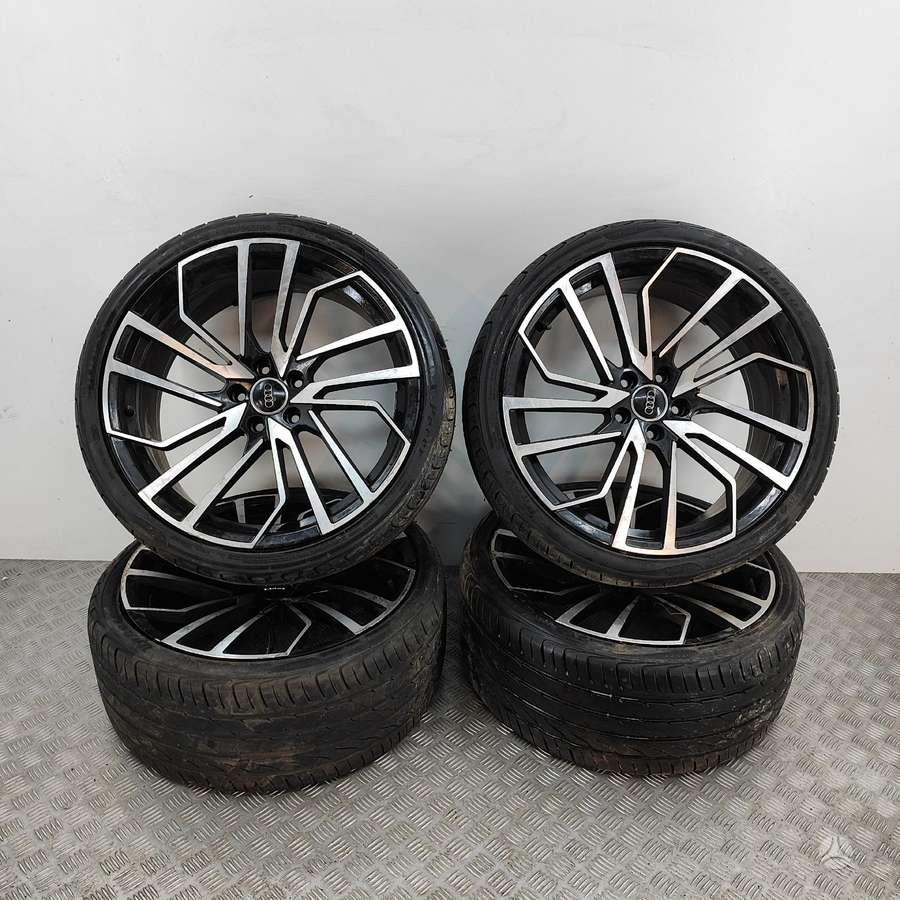 Audi A5, light alloy, R20