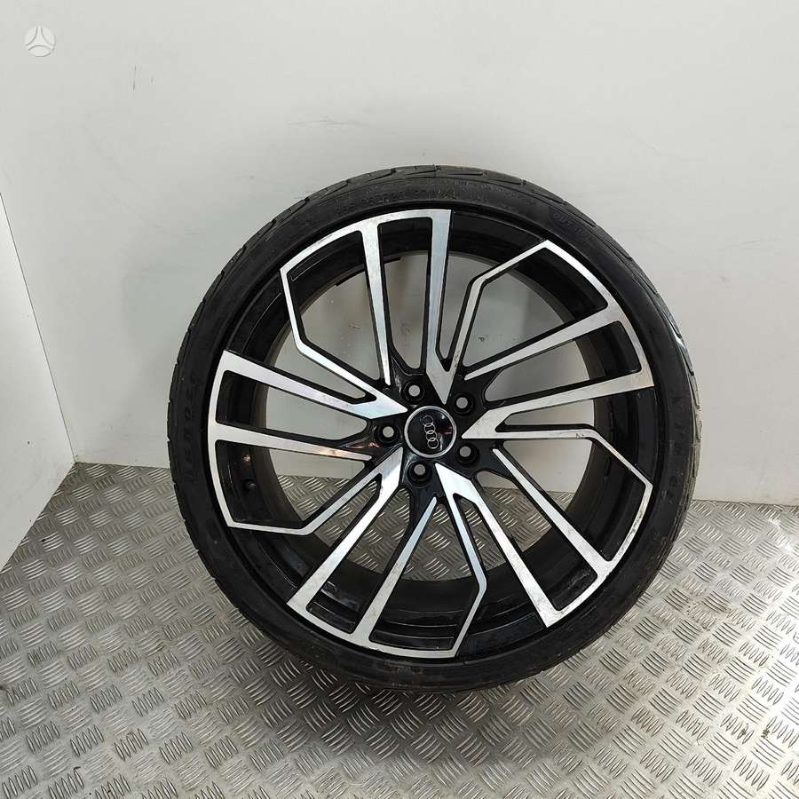 Audi A5, light alloy, R20