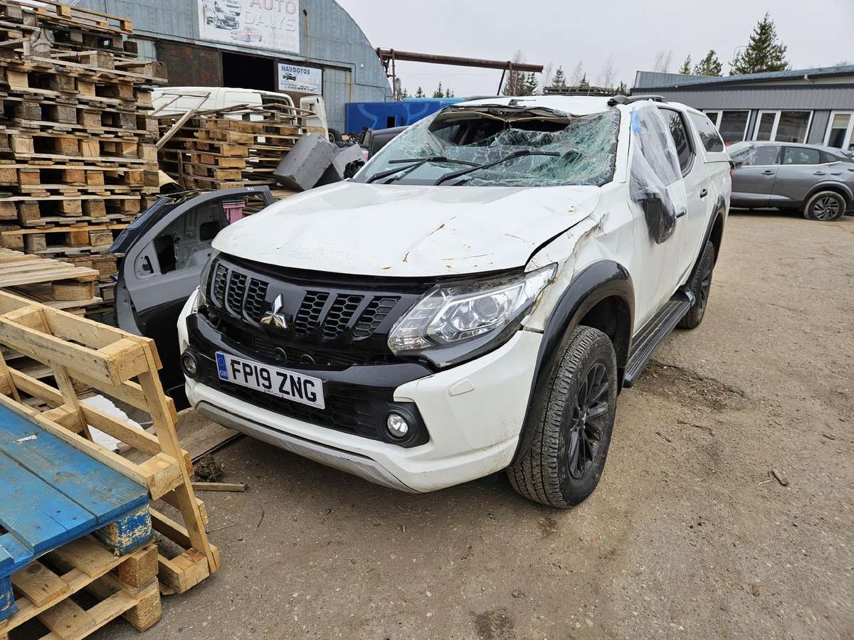Mitsubishi L200