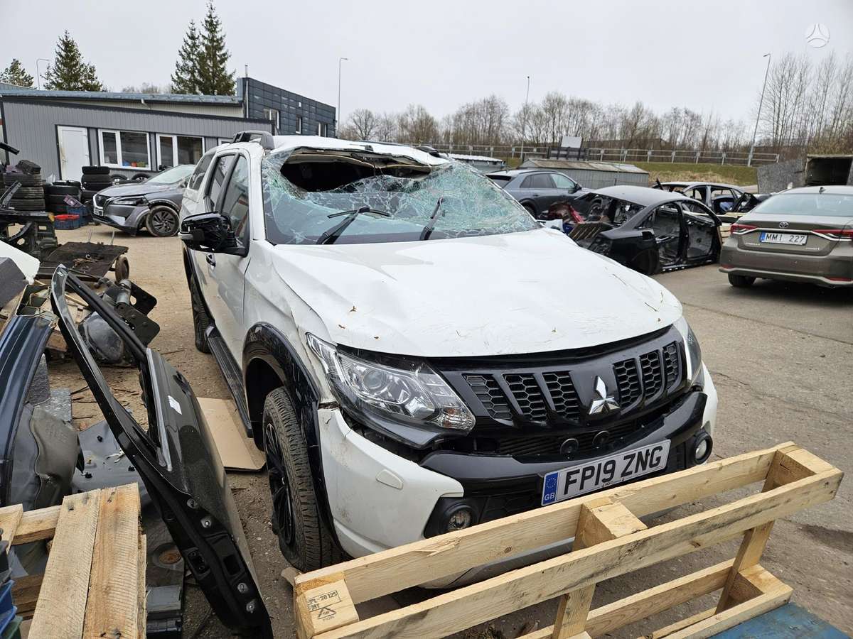 Mitsubishi L200