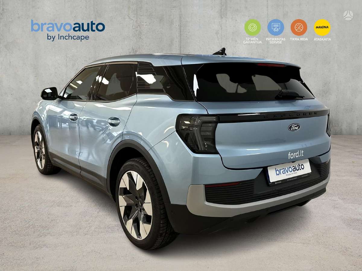 Ford Explorer, off-road / crossover
