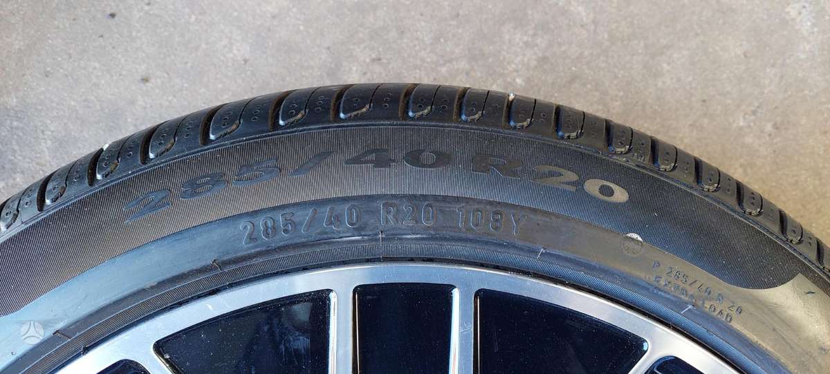 Pirelli, summer 285/40 R20