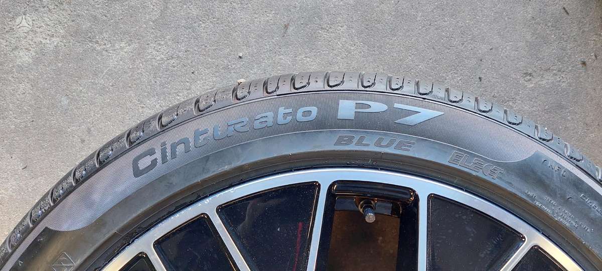Pirelli, vasaras 285/40 R20