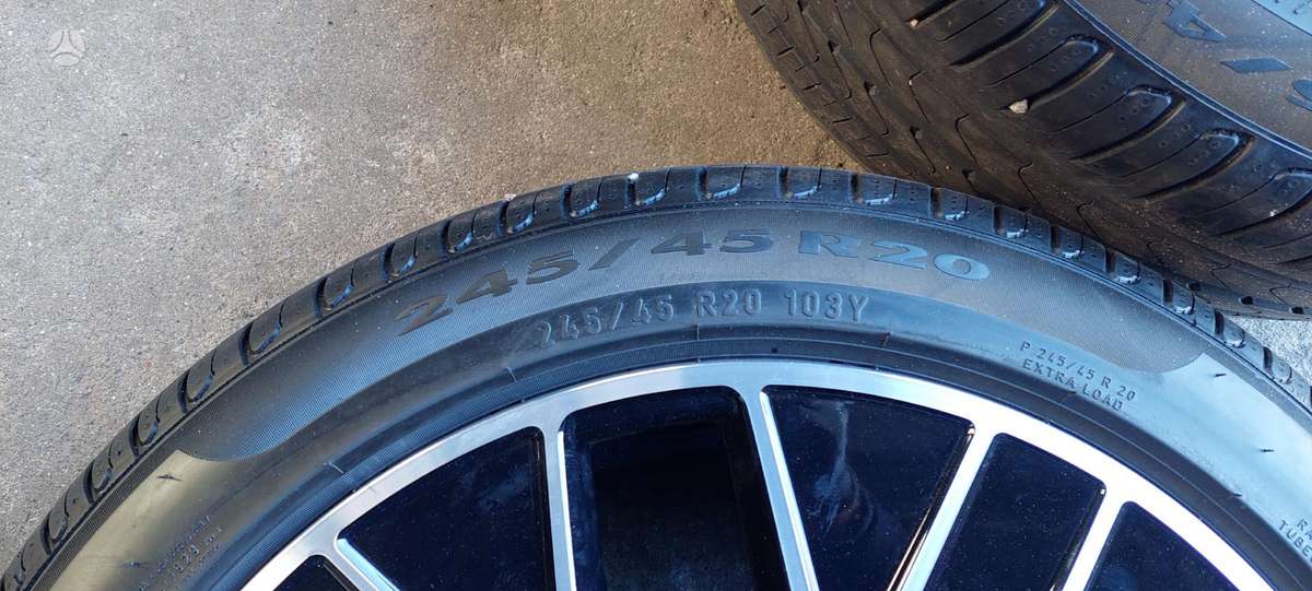 Pirelli, vasaras 285/40 R20