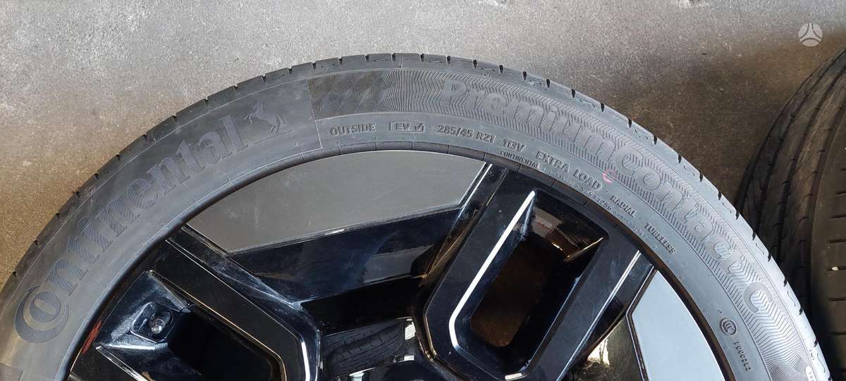 Continental, vasaras 285/45 R21