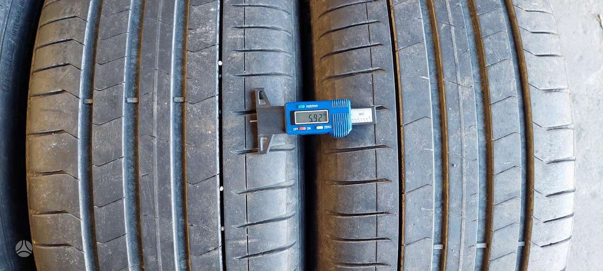 Volvo, lengvojo lydinio, R22