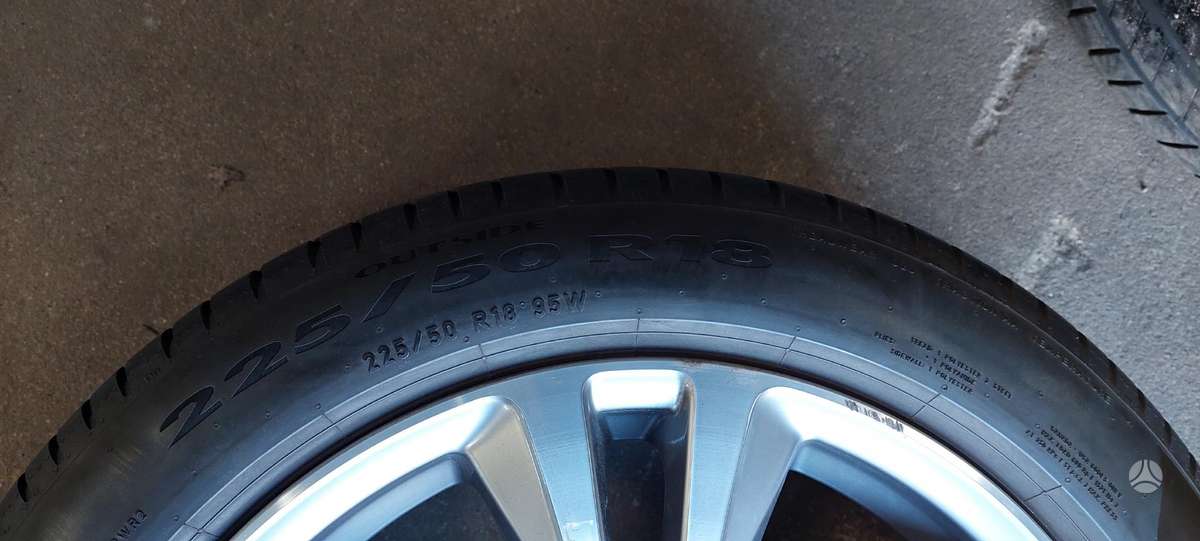 Pirelli, summer 225/50 R18