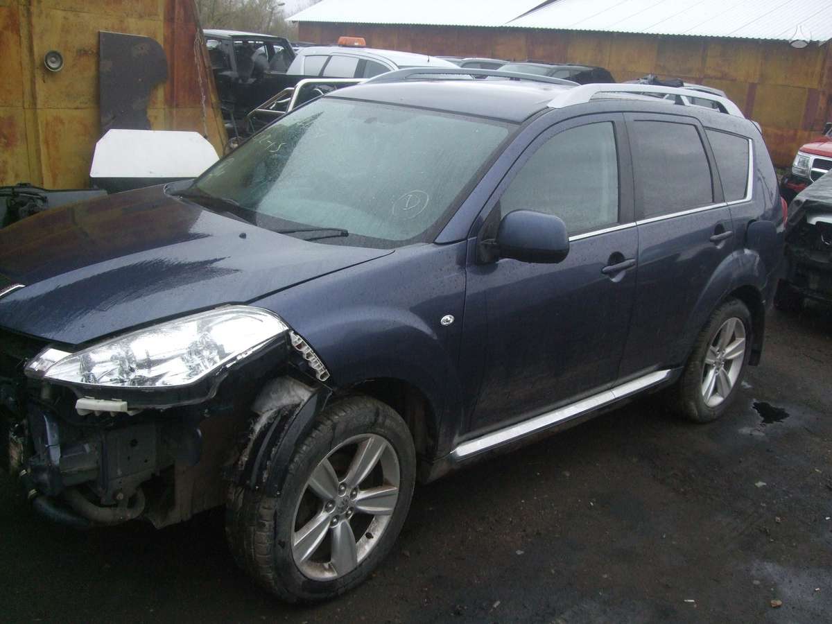 Peugeot 4007 по частям