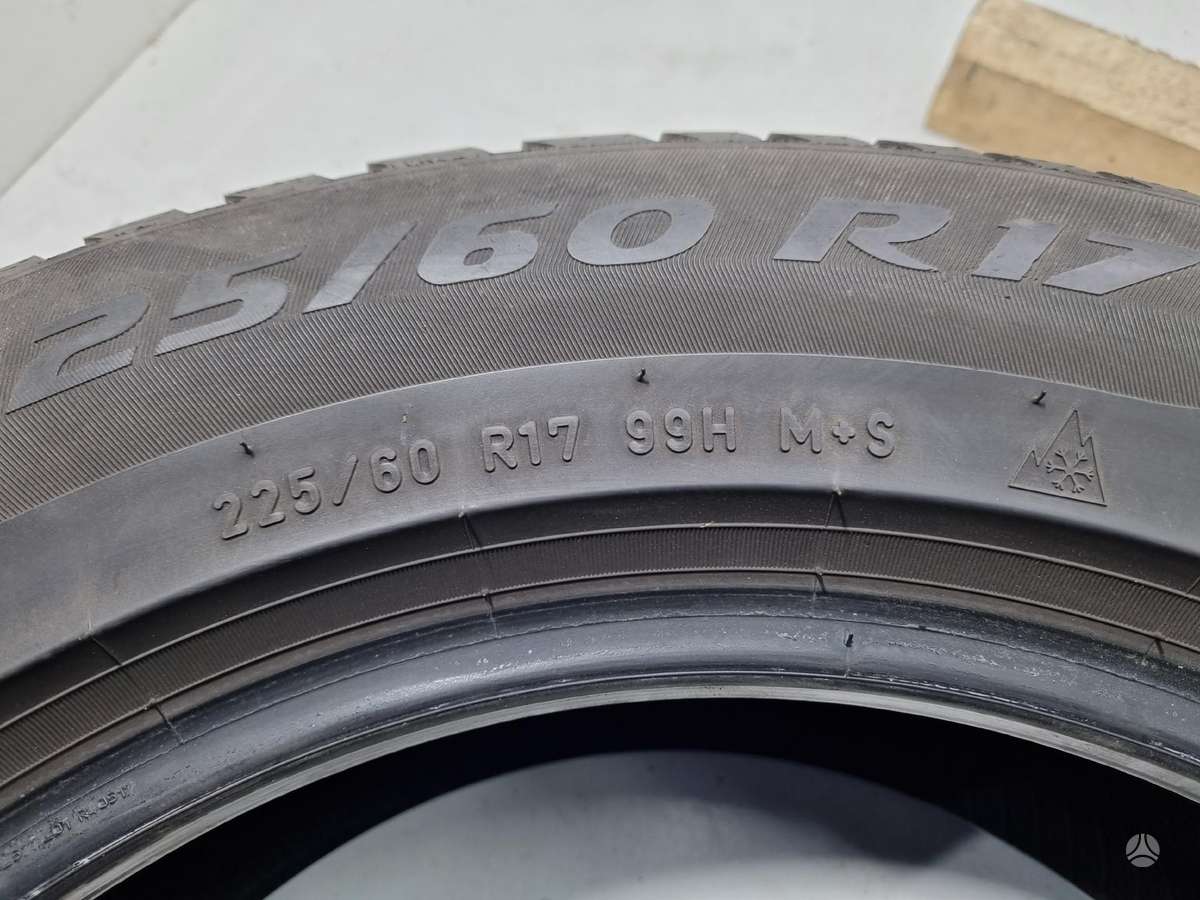 Pirelli 5mm, universalios 225/60 R17