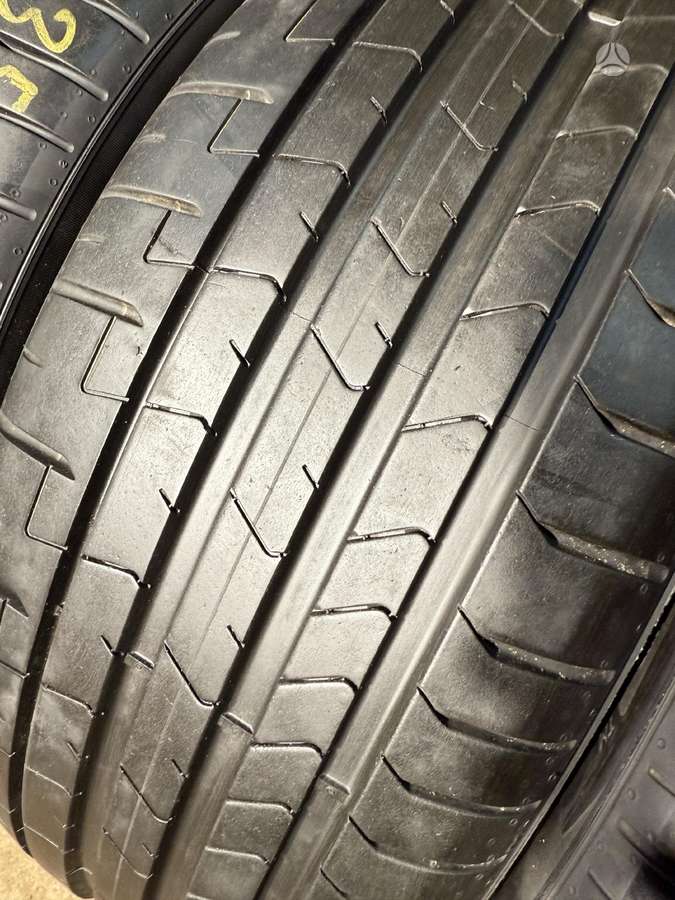Pirelli Pzero pz4/2023/MO, summer 235/45 R20