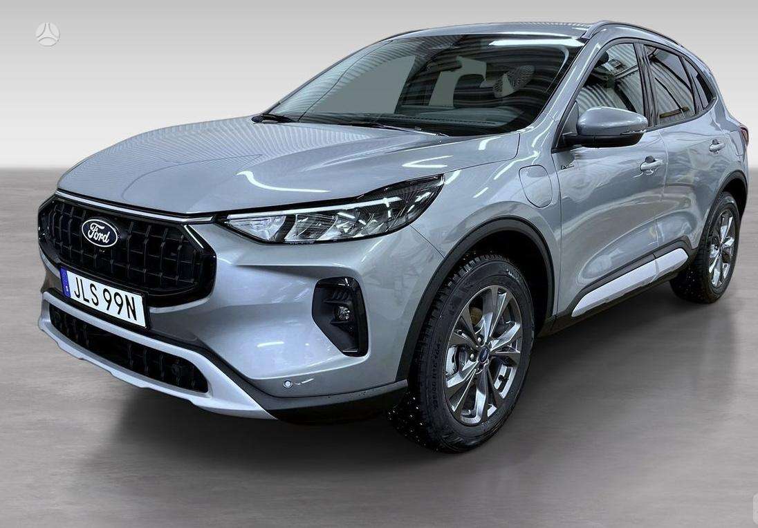 Ford Kuga Visas dalimis