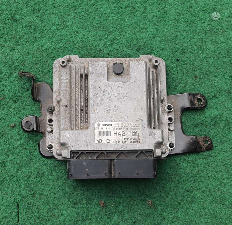 Hyundai i40, 33800-2a610