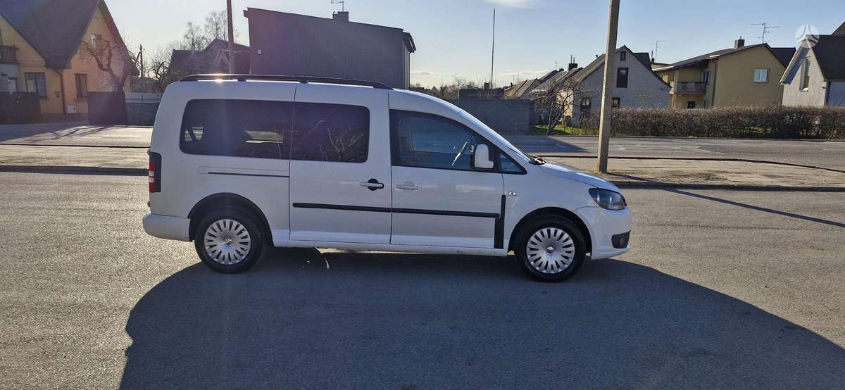 Volkswagen Caddy Maxi - 4