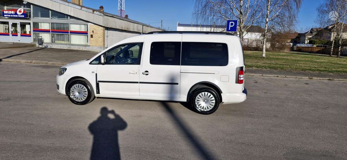 Volkswagen Caddy Maxi - 6