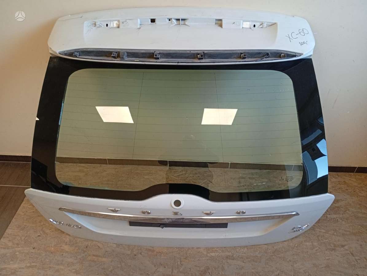 Volvo XC60 hood (front, rear), bumpers