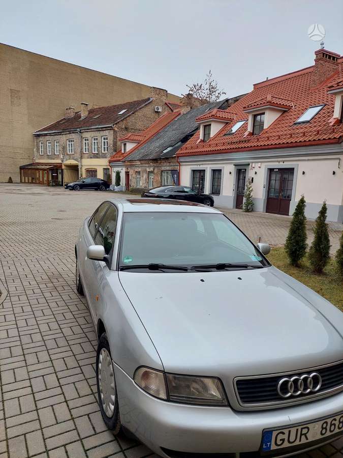 Audi A4, 1.6 l., Седан