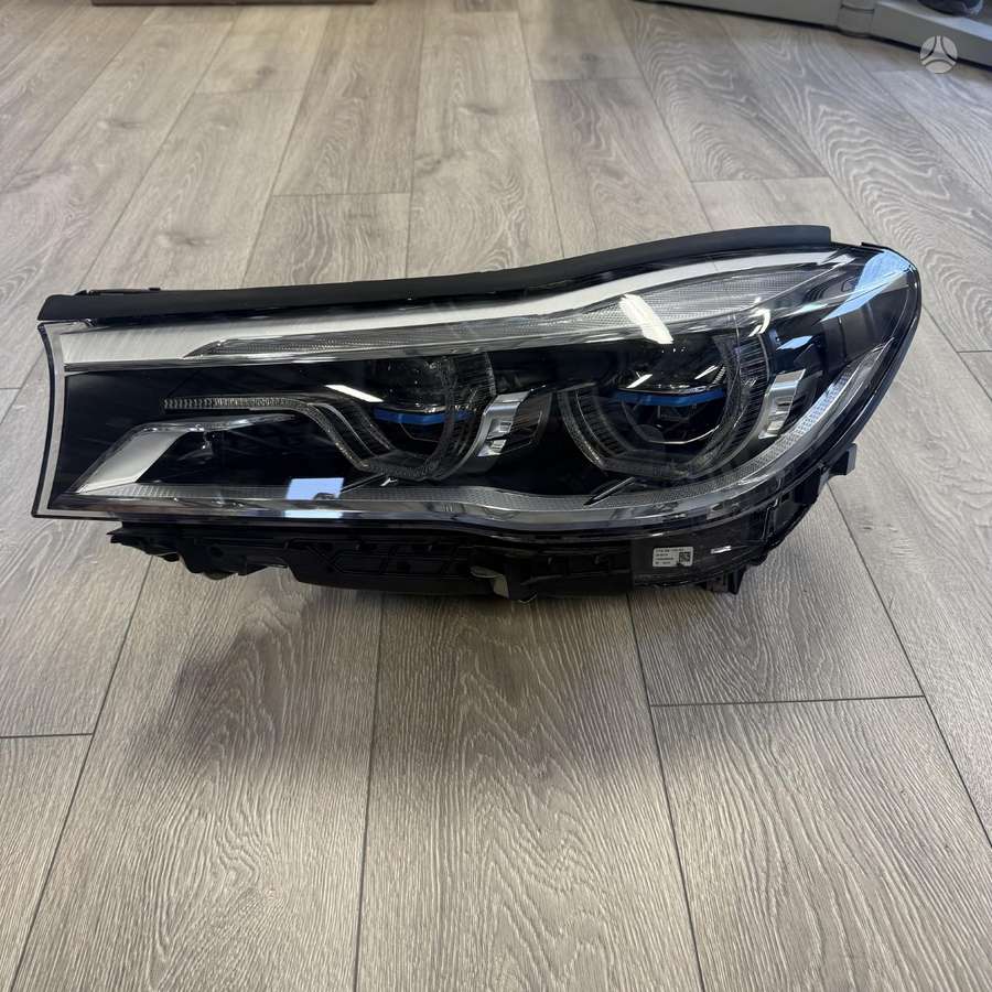 BMW 7 serija gaismas