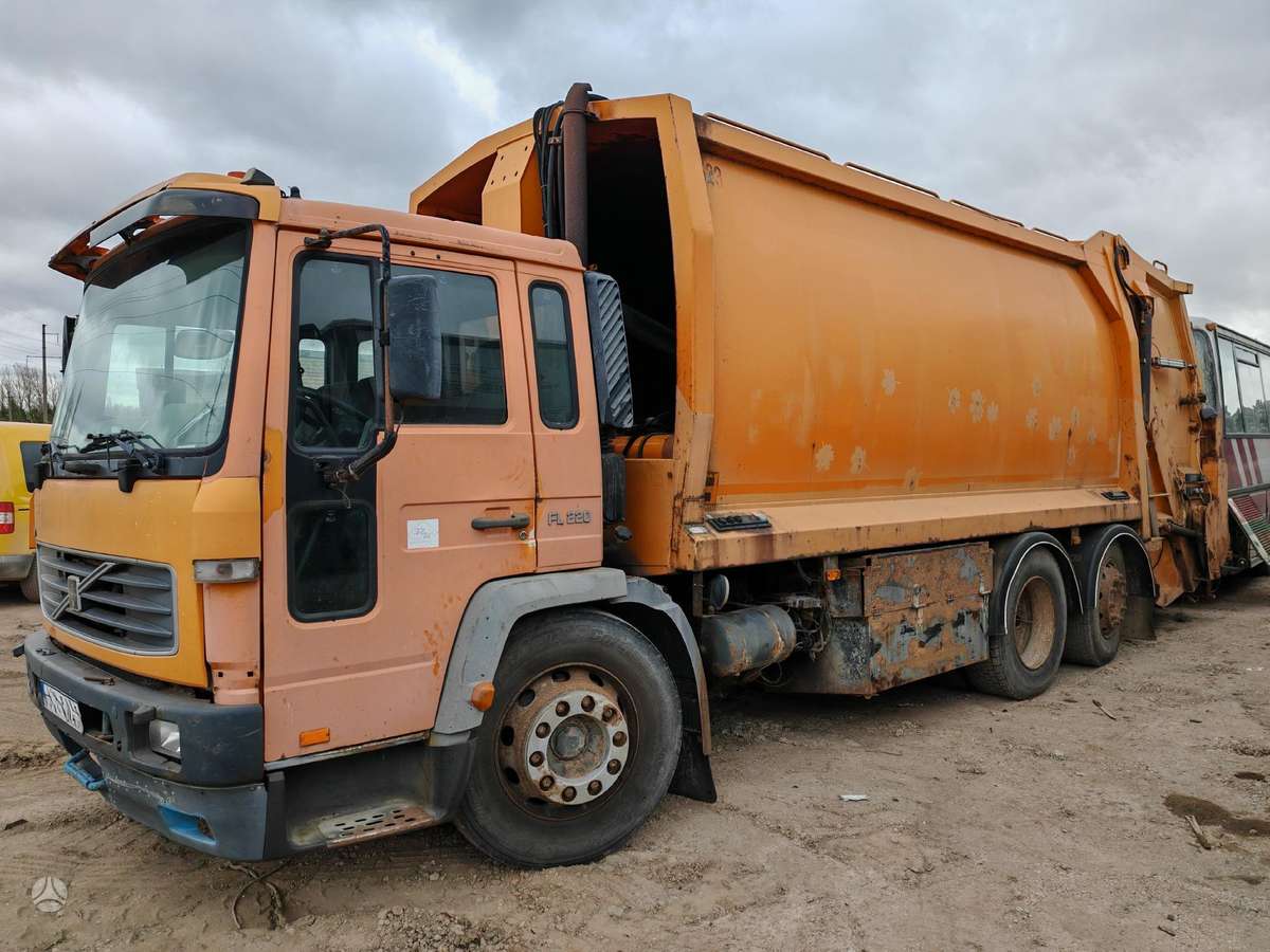 Volvo FL220, kravas automašīnas