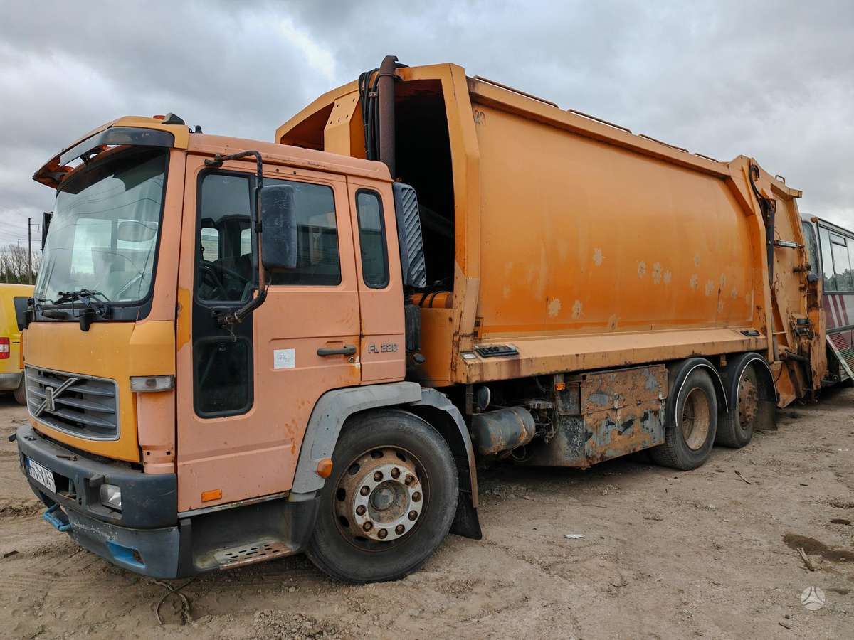 Volvo FL220, trucks