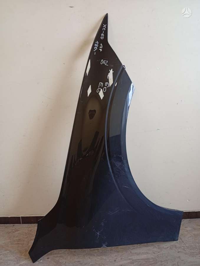 Volvo XC60 body parts
