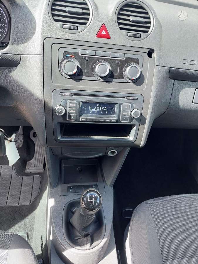 Volkswagen Caddy - 9