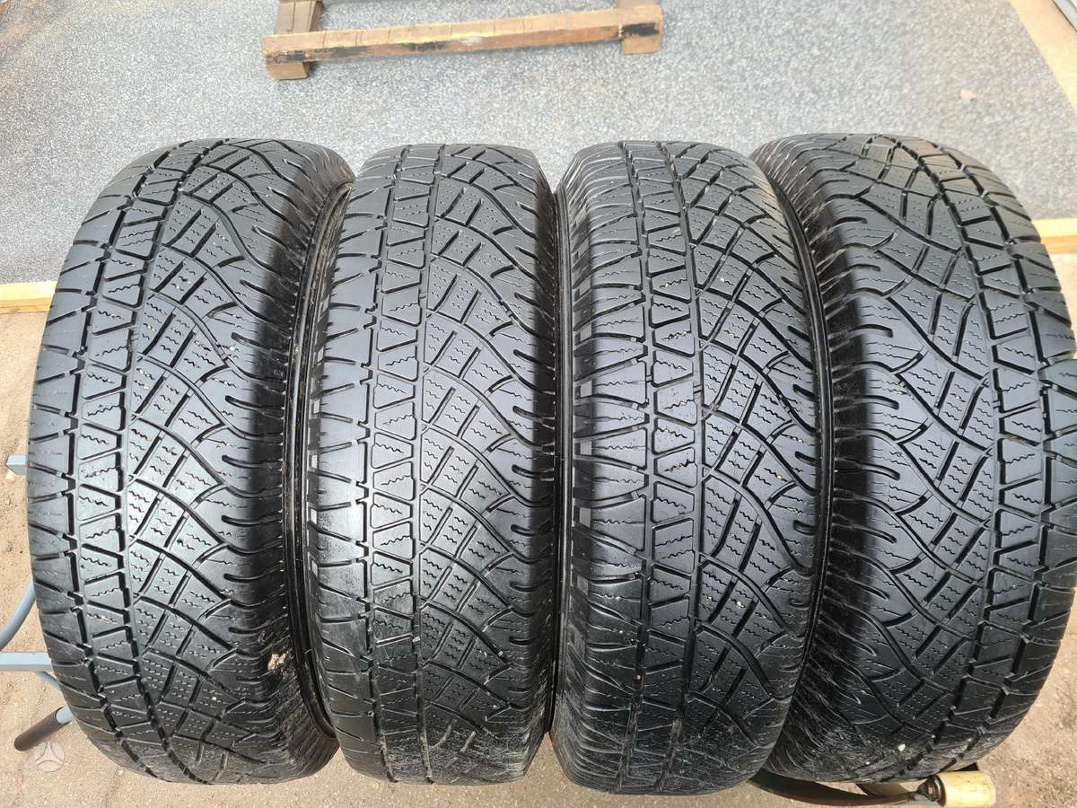 Michelin, всесезонные 225/70 R17