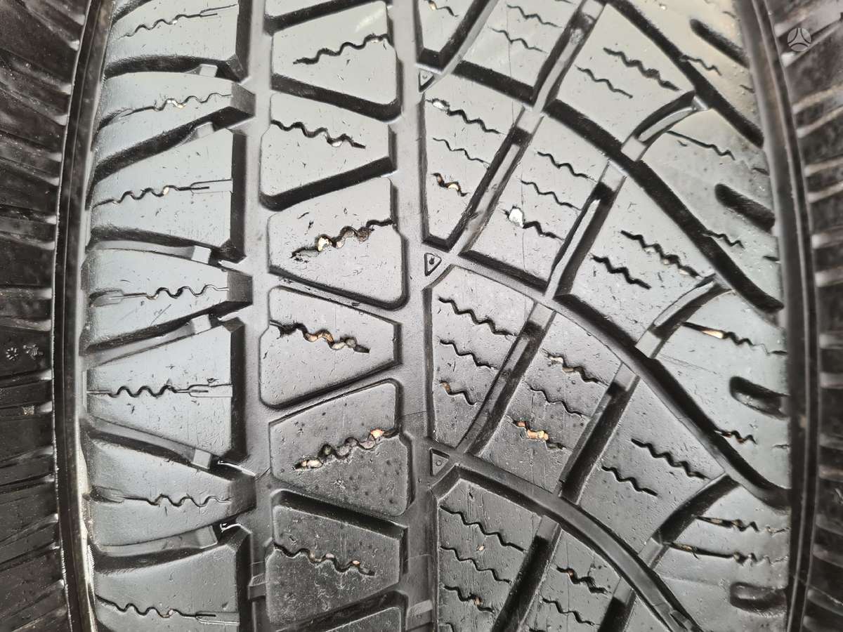 Michelin, universalios 225/70 R17